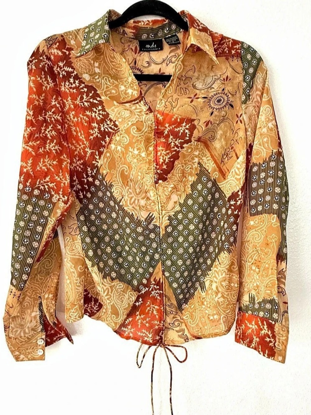 mds California Women's Paisley Button Down in Orange & Green